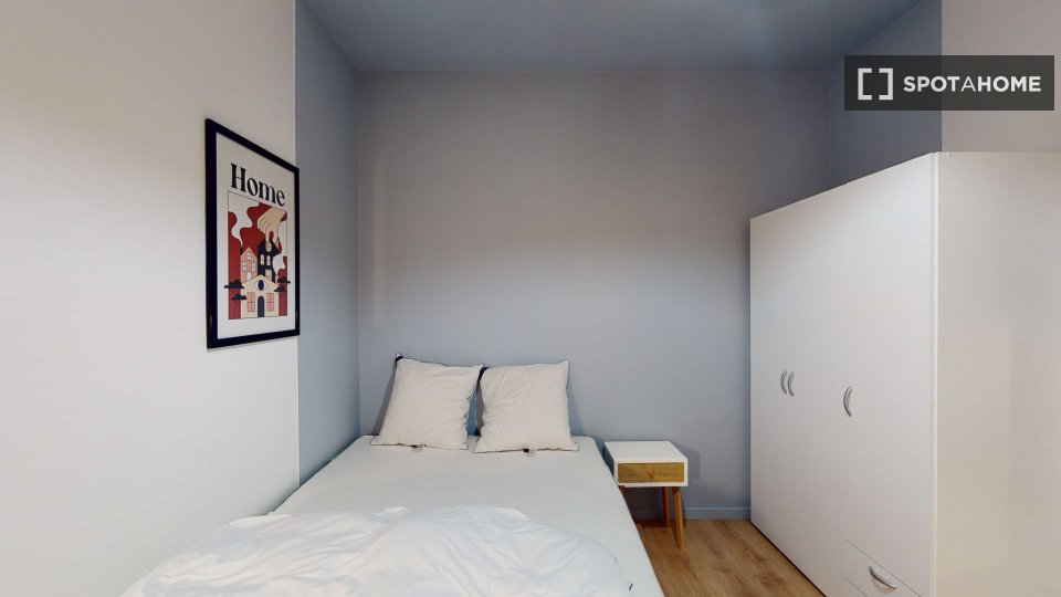 Double room Lille, 18 beds — photo 23