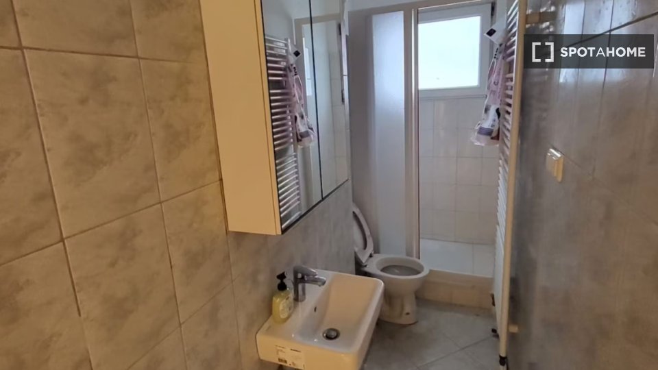 Double room Berlin, 3 beds — photo 16