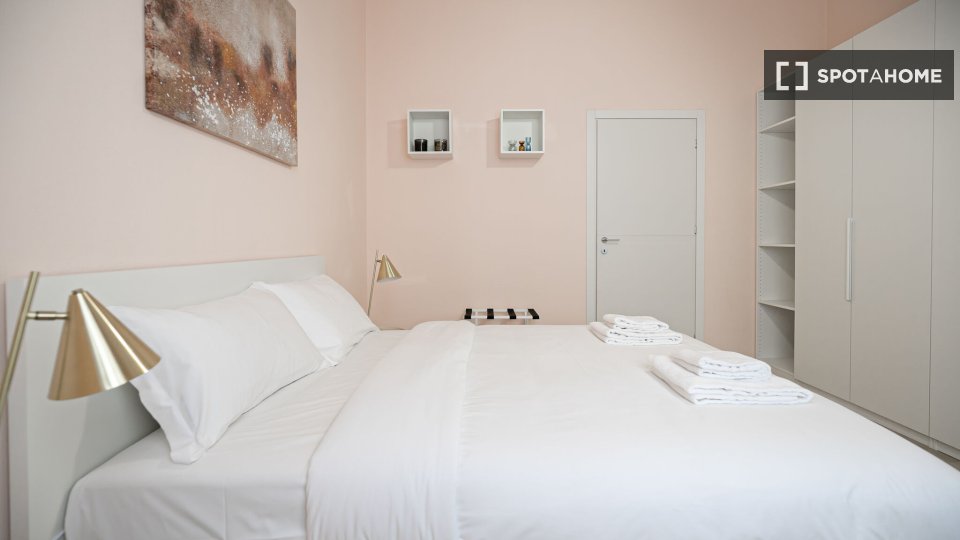 Apartment Milan, 1 bed, 46m² — photo 2