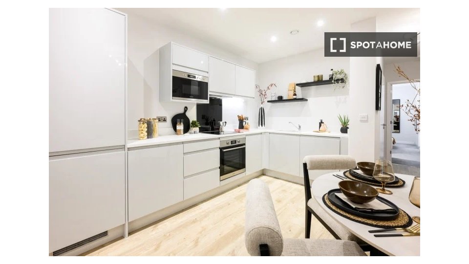 Apartment London, 3 beds, 103m² — photo 10