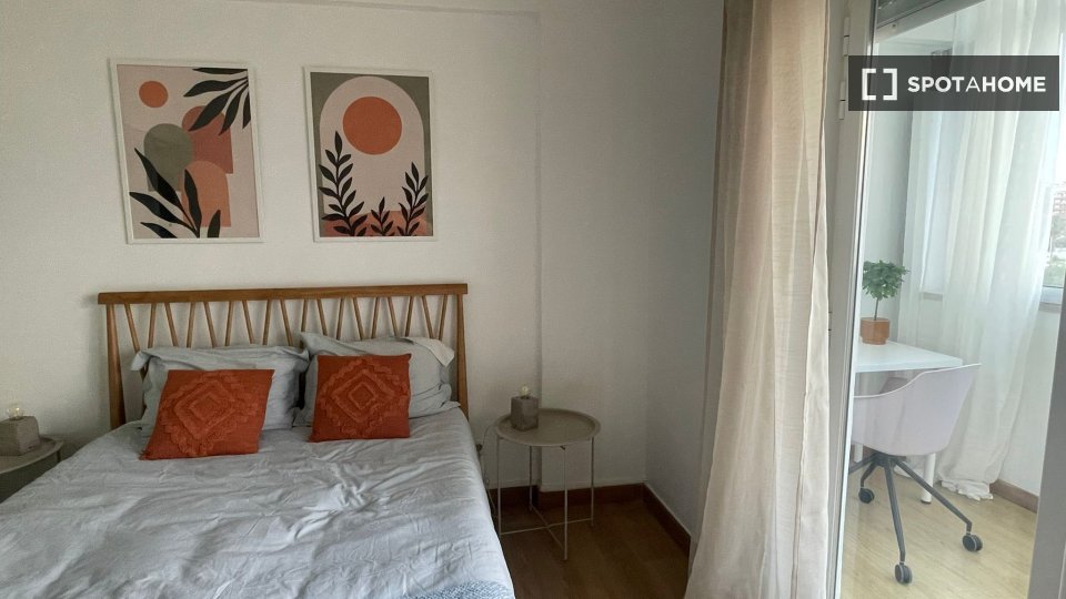 Apartment Lisbon, 1 bed, 50m² — photo 21