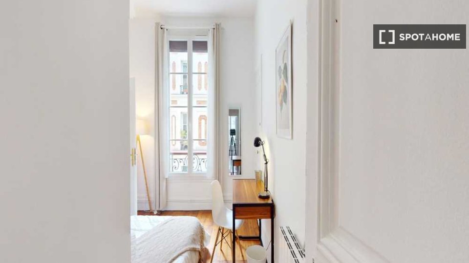 Double room Paris, 5 beds, 120m² — photo 10