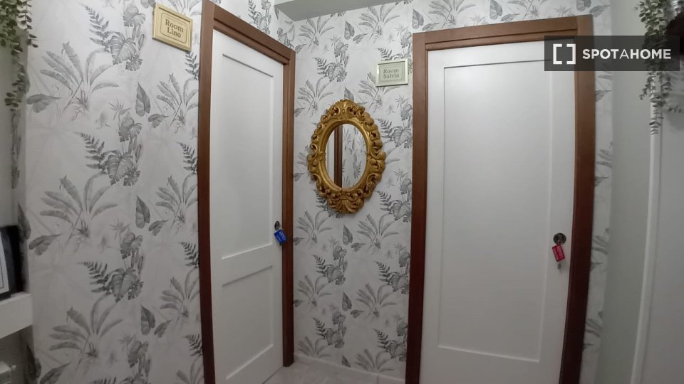 Double room Rome, 3 beds, 75m² — photo 84