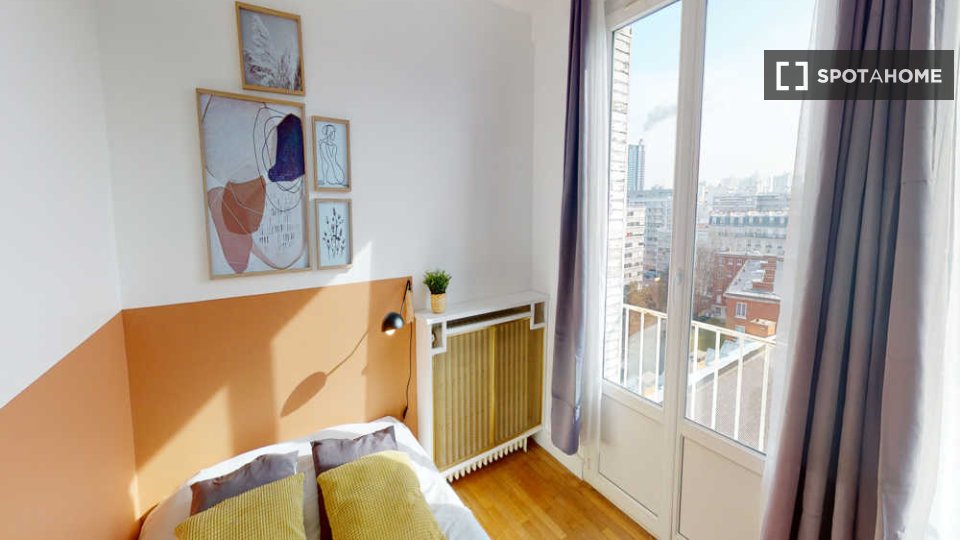 Double room Paris, 4 beds, 80m² — photo 5