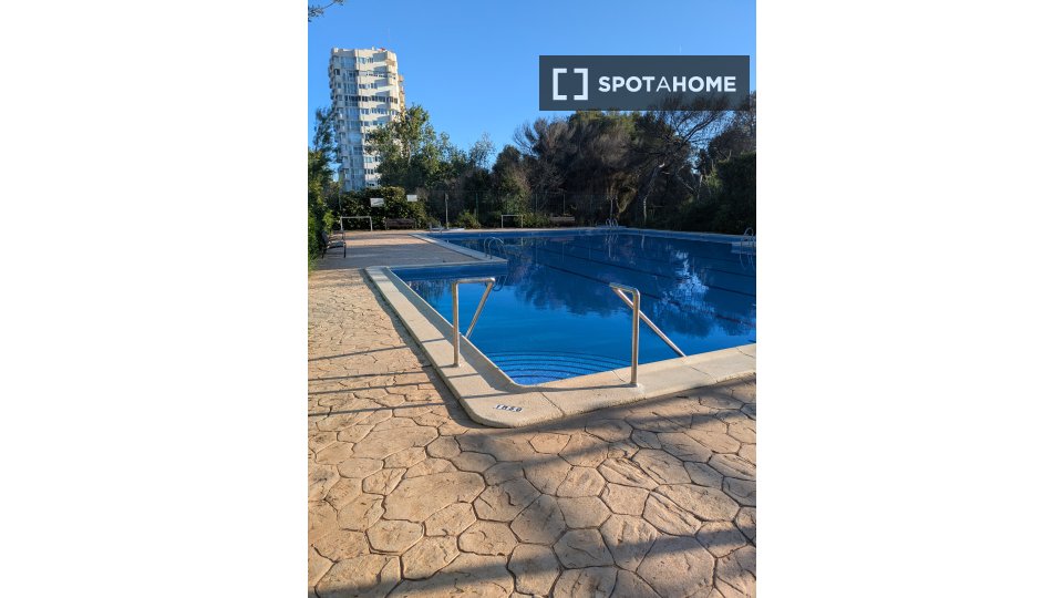 Apartment Valencia, 5 beds, 165m² — photo 17