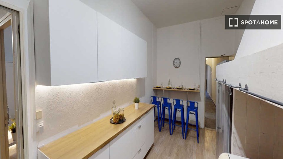 Double room Montpellier, 6 beds, 200m² — photo 3
