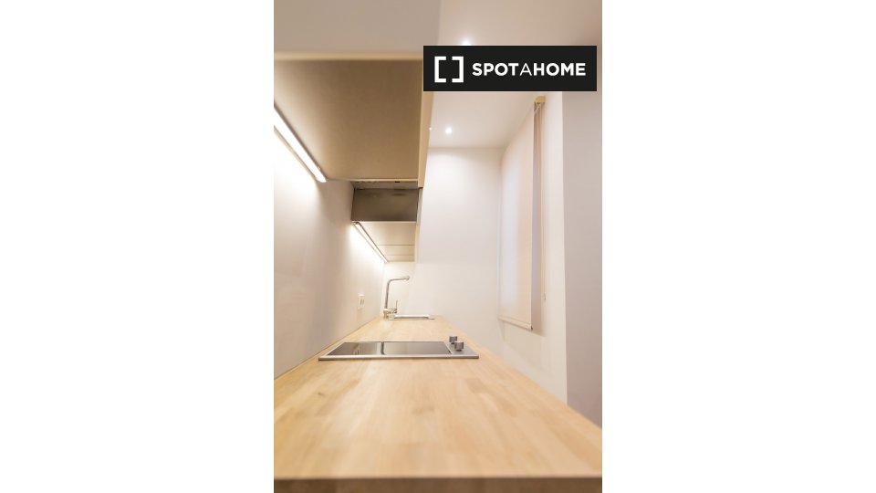 Apartment mono Madrid, 35m² — photo 1