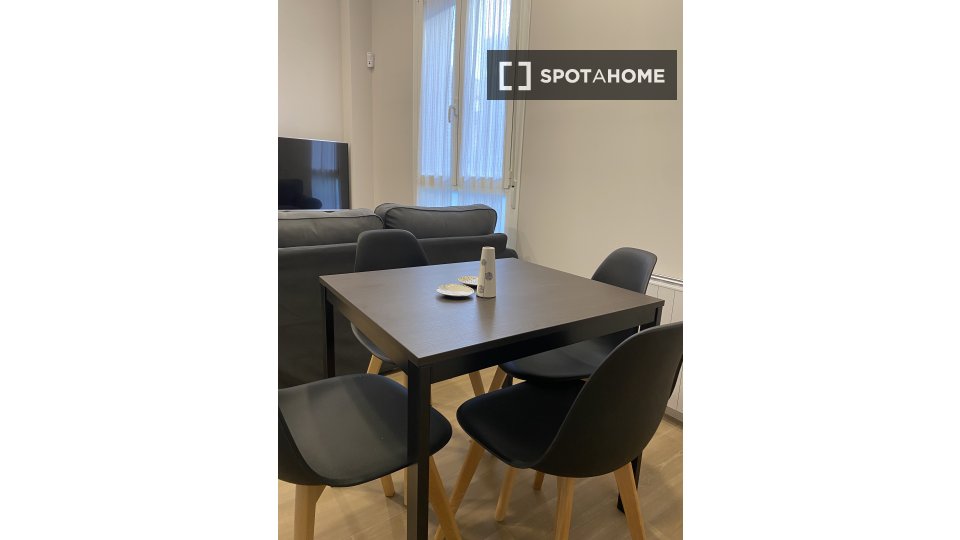 Apartment Madrid, 2 beds, 60m² — photo 17