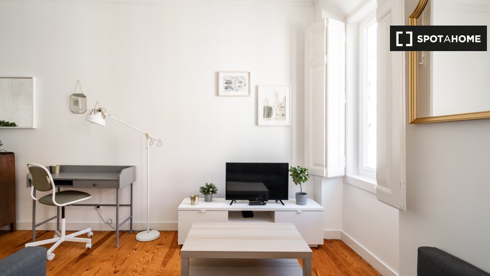 Apartment Lisbon, 1 bed — photo 3