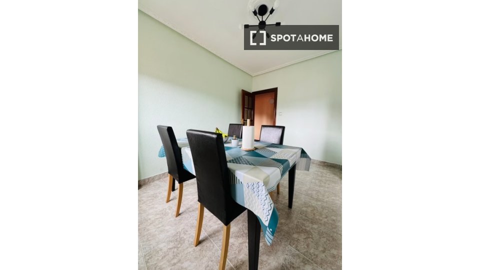 Apartment Bilbao, 2 beds, 80m² — photo 18