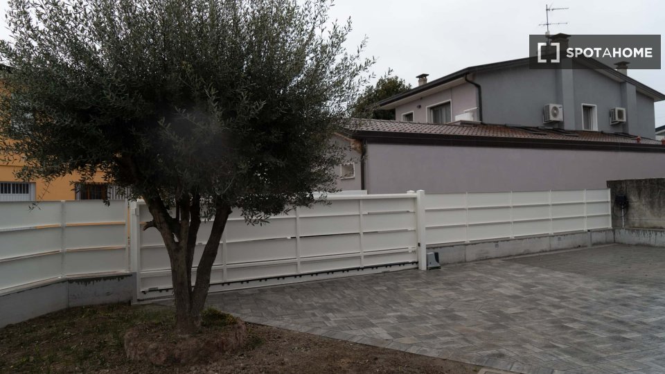 Double room Padua, 1 bed — photo 16
