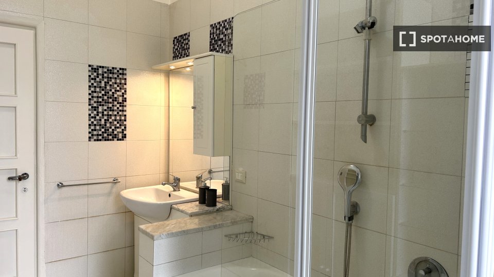 Apartment Milan, 2 beds, 96m² — photo 16