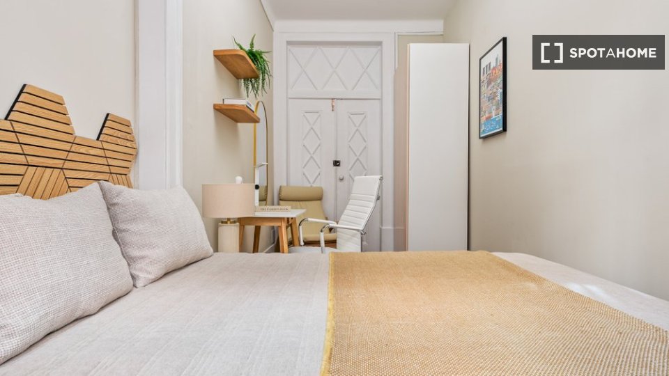 Double room Lisbon, 10 beds — photo 13