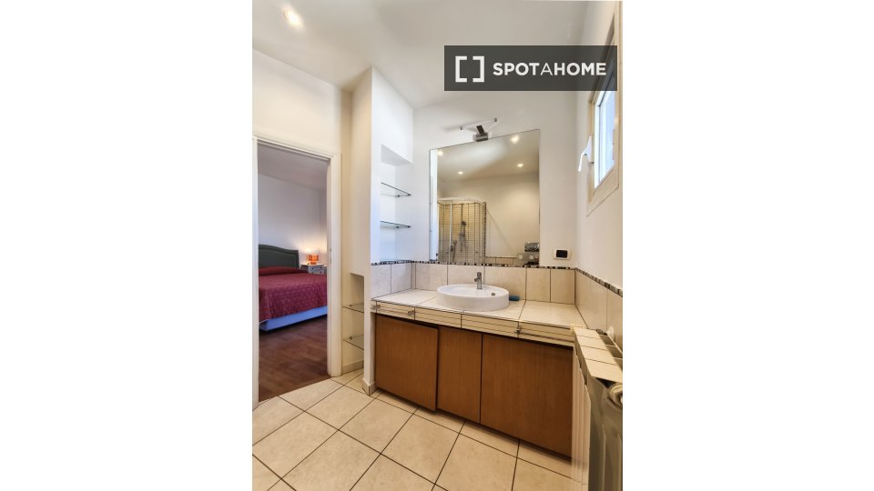 Apartment Rome, 1 bed, 84m² — photo 10