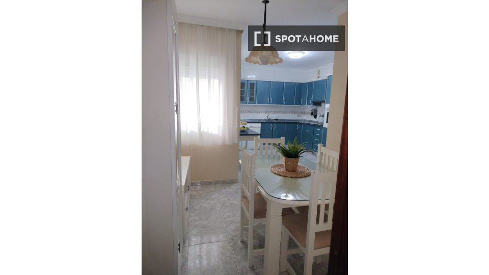 Apartment Malaga, 3 beds, 110m² — photo 3