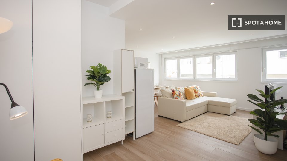 Apartment Porto, 1 bed, 55m² — photo 17