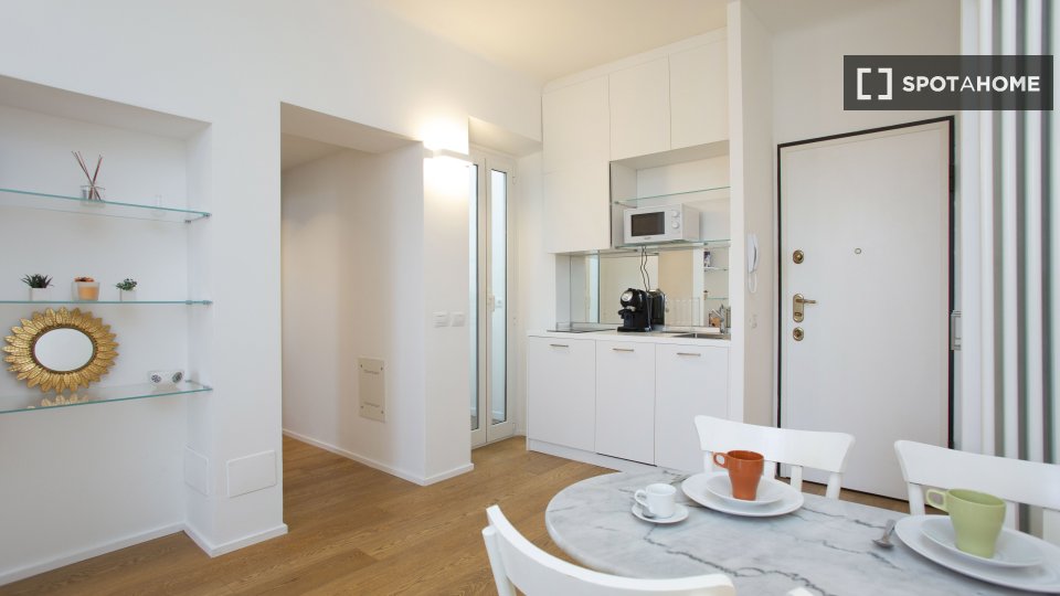 Apartment Milan, 1 bed, 40m² — photo 3