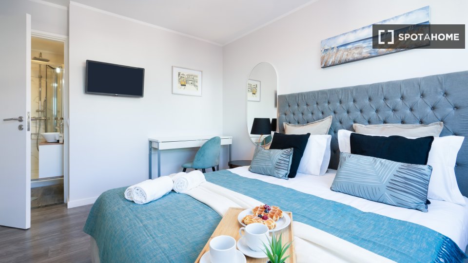 Apartment Porto, 4 beds, 120m² — photo 11