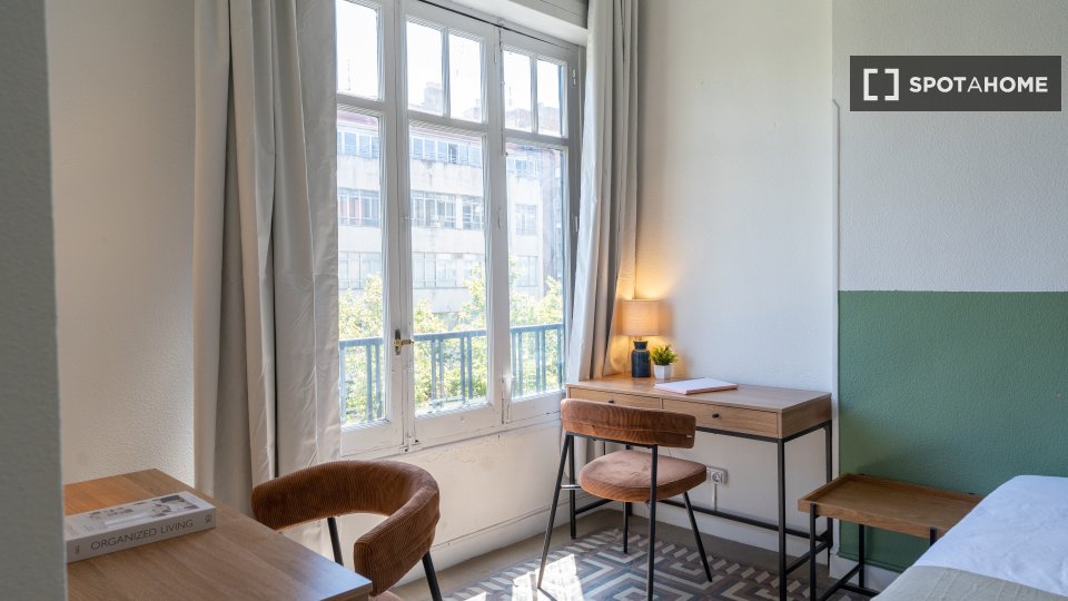 Double room Madrid, 7 beds — photo 15
