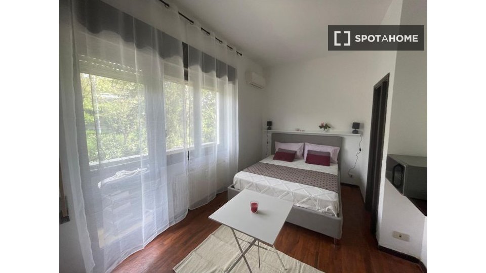 Apartment Rome, 1 bed — photo 1