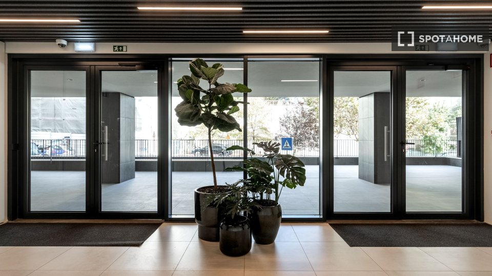 Apartment Lisbon, 3 beds, 118m² — photo 6