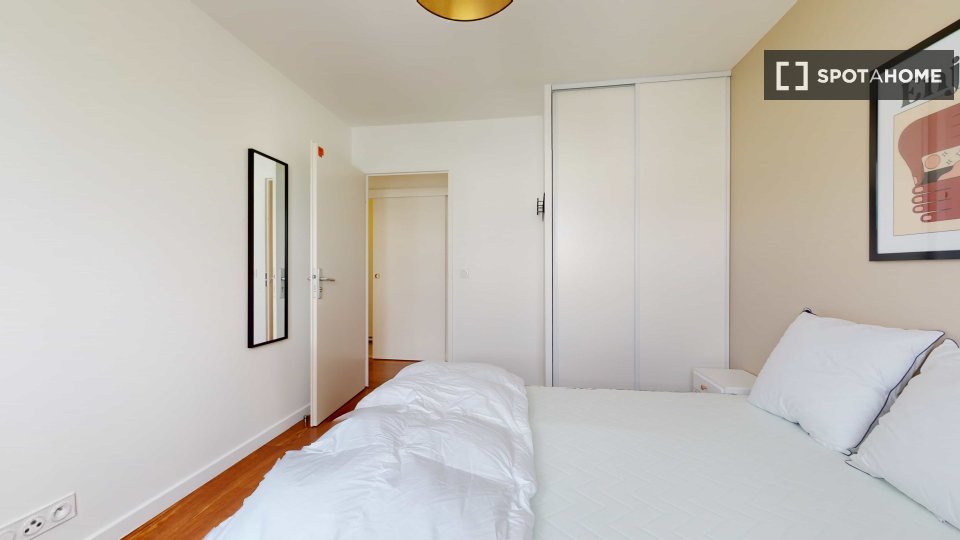Double room Paris, 15 beds — photo 9