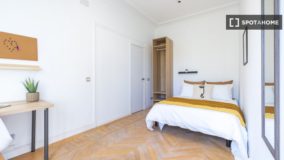 Habitación doble Madrid, 18 habitaciones — foto 20