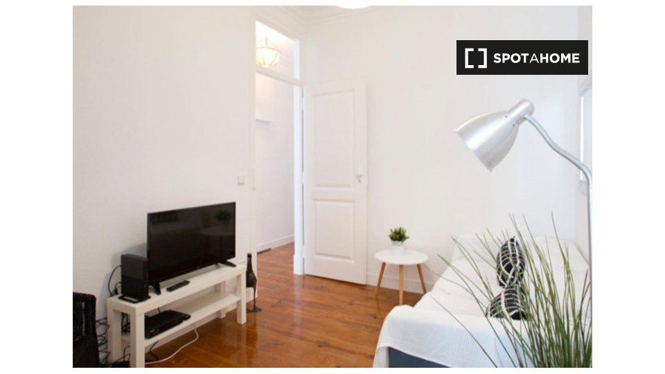 Double room Lisbon, 4 beds — photo 4