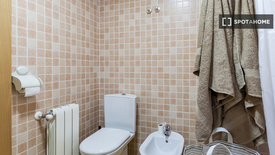 Apartment Valencia, 3 beds, 126m² — photo 12
