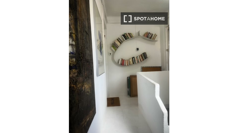 Double room Barcelona, 1 bed, 30m² — photo 13