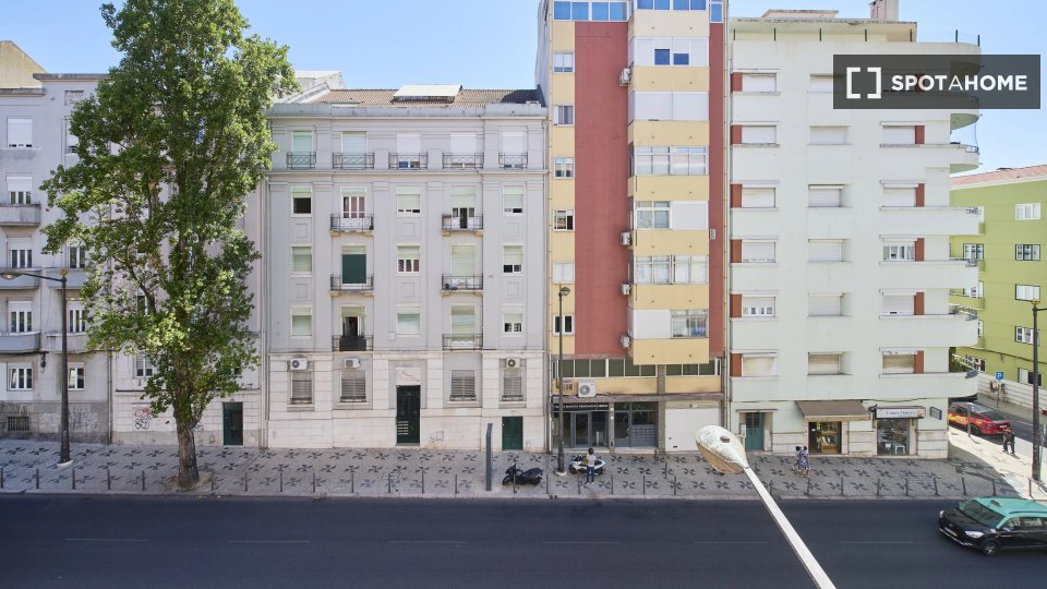 Double room Lisbon, 6 beds — photo 5
