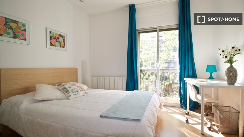 Double room Madrid, 6 beds, 200m² — photo 46