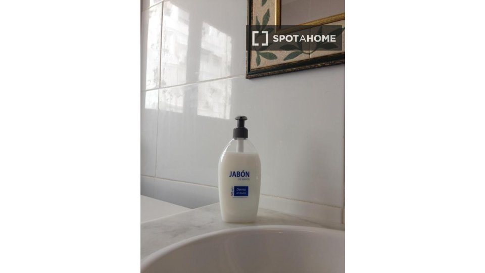 Apartment Valencia, 1 bed, 40m² — photo 18