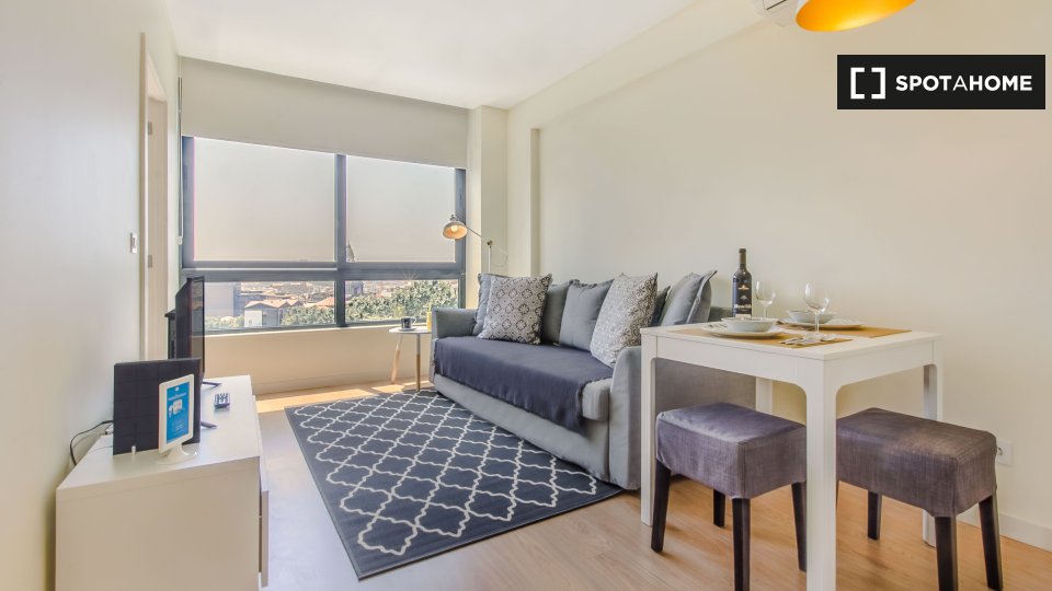 Apartment Porto, 1 bed — photo 2
