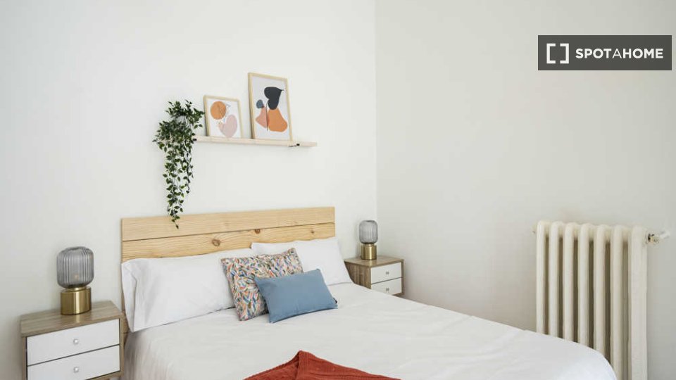 Double room Madrid, 8 beds — photo 32