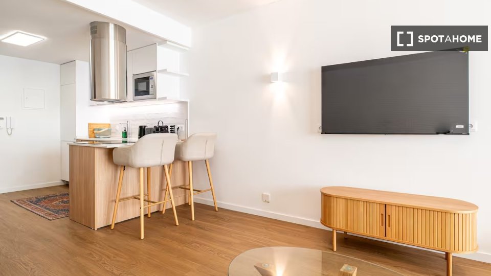 Apartment Lisbon, 1 bed — photo 16