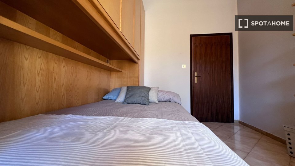 Double room Bologna, 4 beds — photo 16