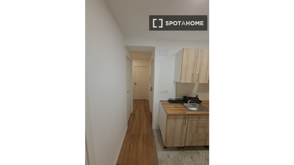 Double room Valencia, 4 beds, 75m² — photo 4
