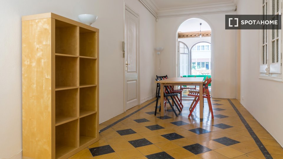 Double room Barcelona, 8 beds, 175m² — photo 14
