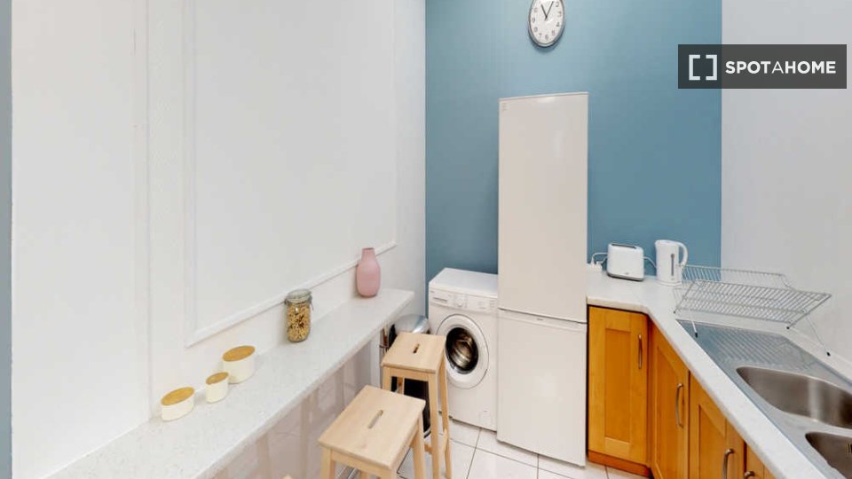 Double room Lyon, 5 beds, 130m² — photo 11