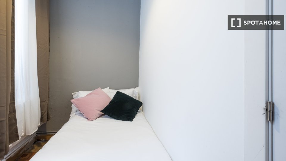 Double room Madrid, 10 beds — photo 5
