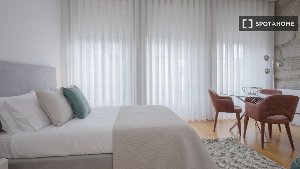 Apartment mono Porto, 40m² — photo 2