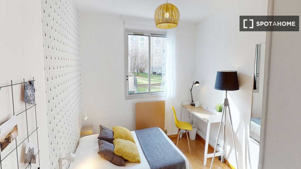 Double room Lyon, 4 beds, 80m² — photo 8