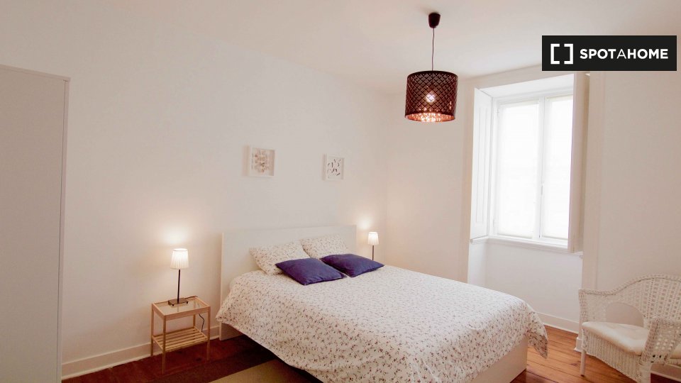 Apartment Lisbon, 4 beds, 110m² — photo 8