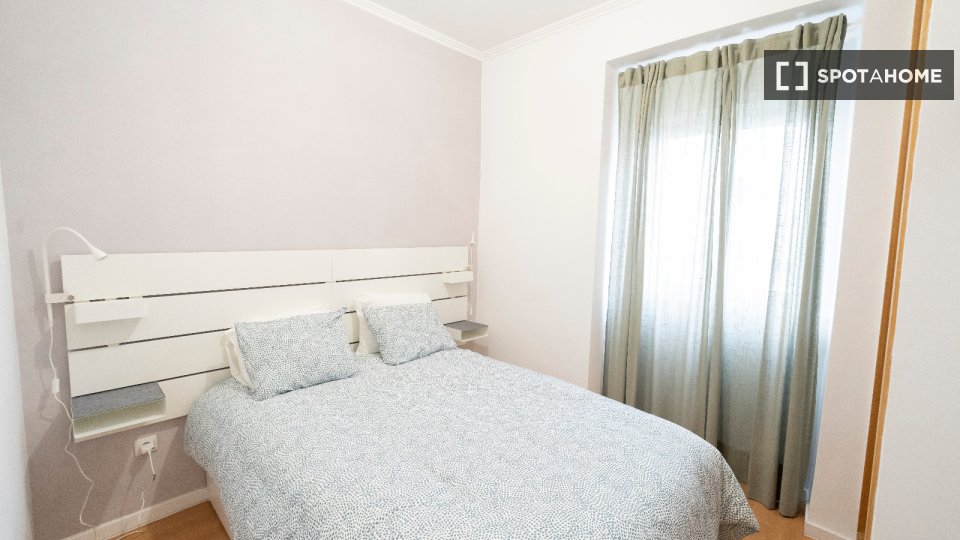 Apartment mono Lisbon, 45m² — photo 14