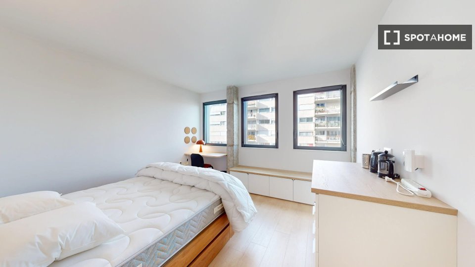 Camera doppia Parigi, 12 camere — foto 11