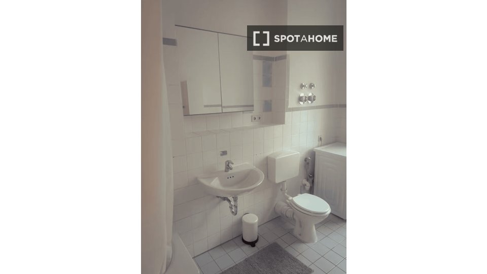 Apartment Berlin, 4 beds, 120m² — photo 3