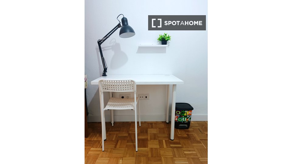 Double room Valladolid, 3 beds, 75m² — photo 13