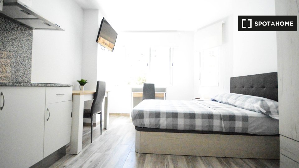Double room Valencia, 4 beds — photo 15