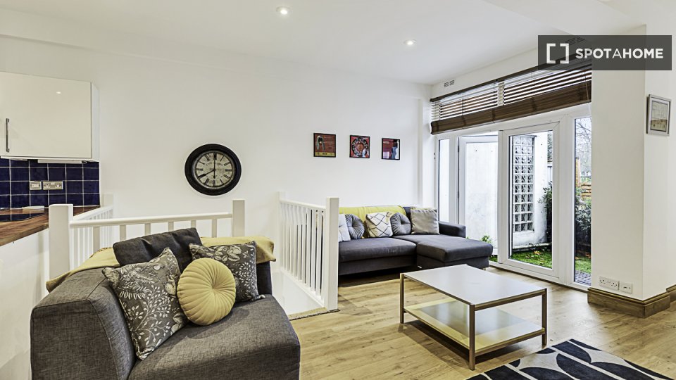 Apartment London, 2 beds — photo 8